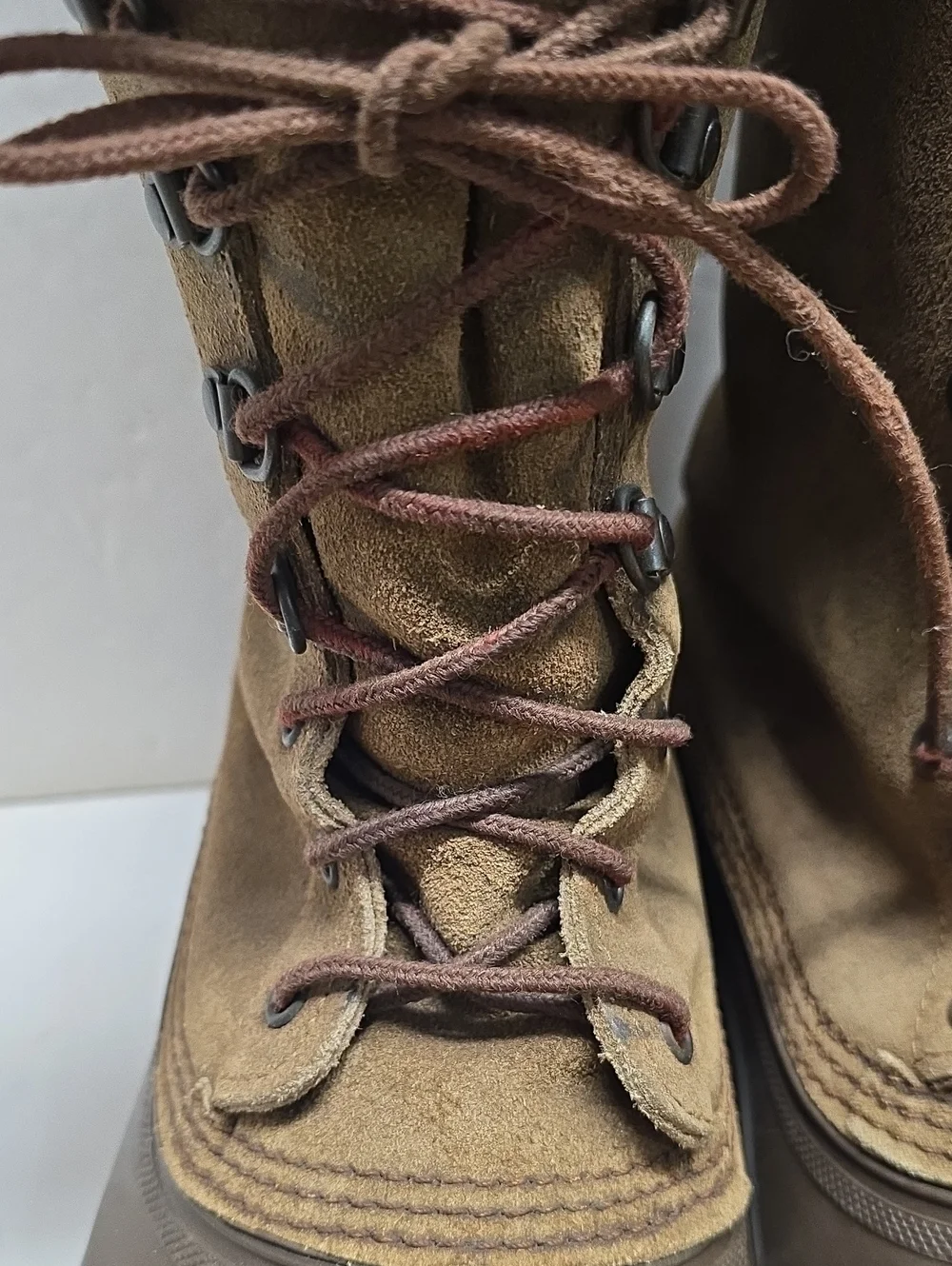 {Sorel} Men's Kaufman Brown and Dark Brown Insulated Lace-Up Snow Boots